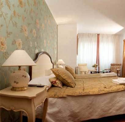 Ch Hostal Victoria Куэнка Экстерьер фото