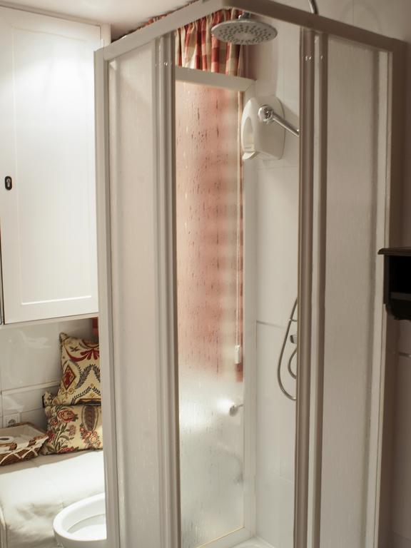 Ch Hostal Victoria Куэнка Экстерьер фото