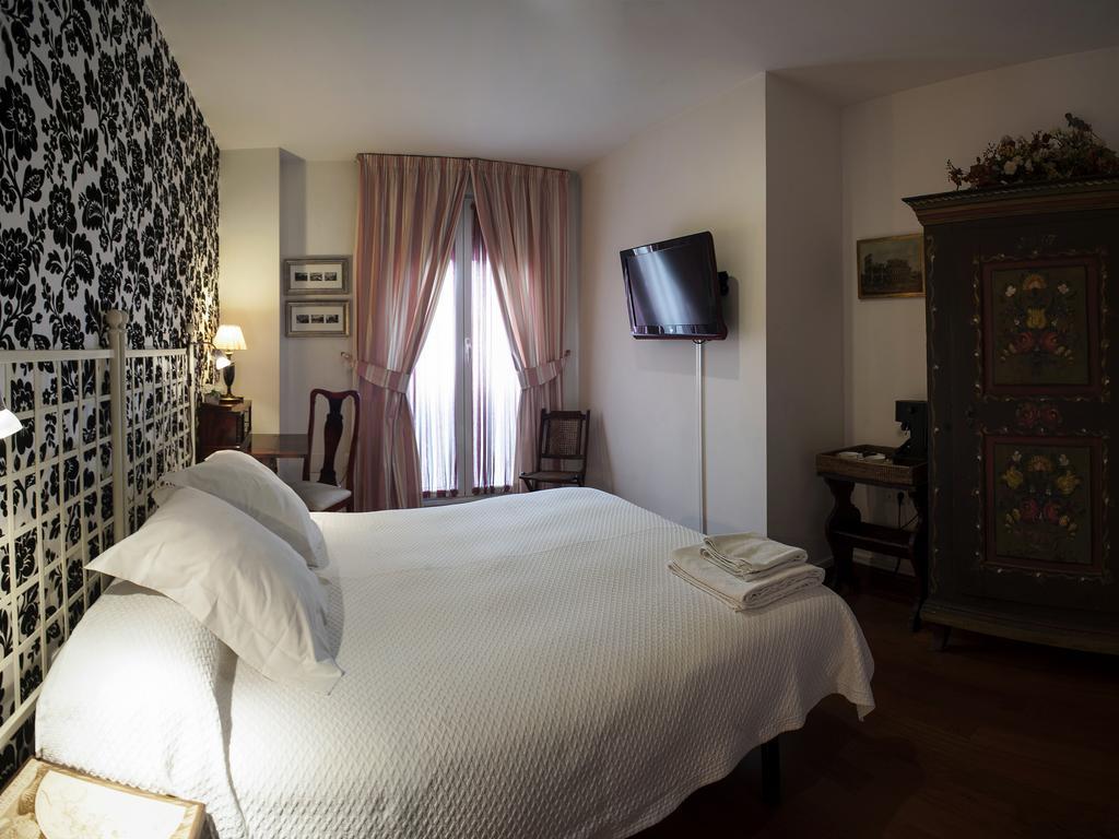 Ch Hostal Victoria Куэнка Экстерьер фото