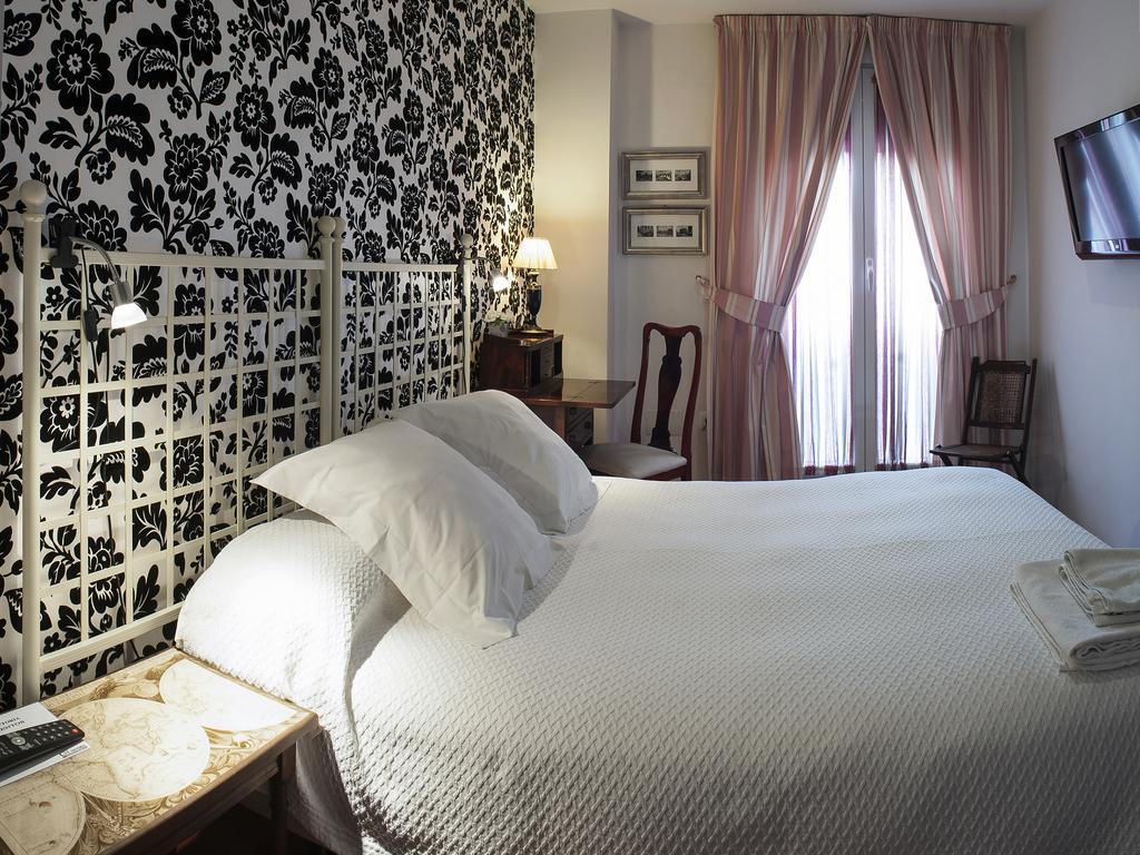 Ch Hostal Victoria Куэнка Экстерьер фото