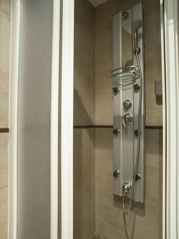 Ch Hostal Victoria Куэнка Экстерьер фото