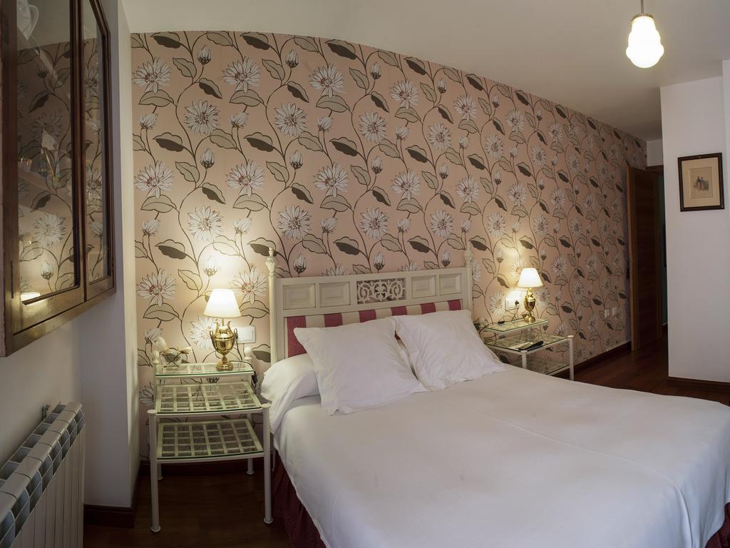 Ch Hostal Victoria Куэнка Экстерьер фото